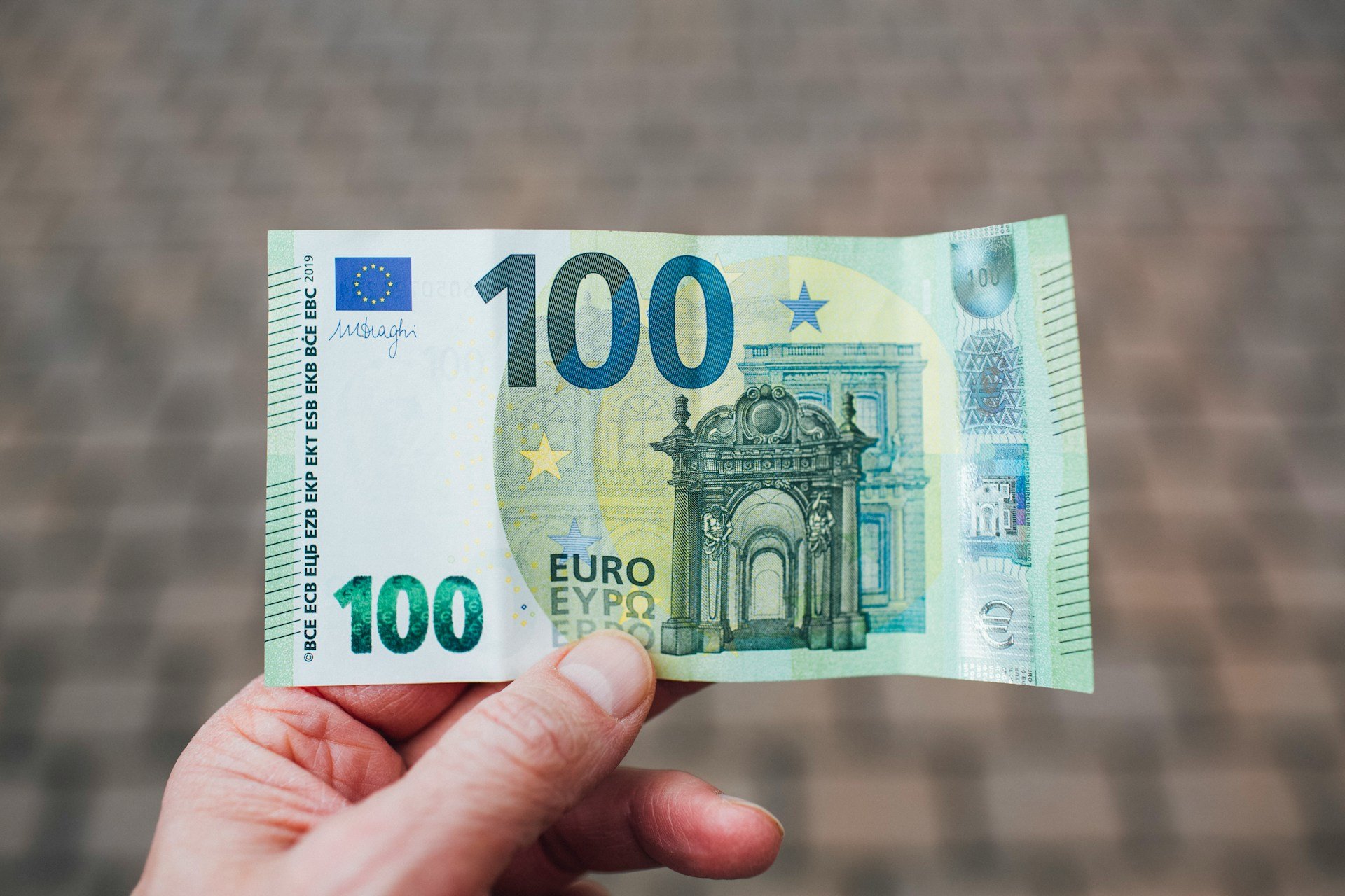 300 Euro: Dreihundert zuviel